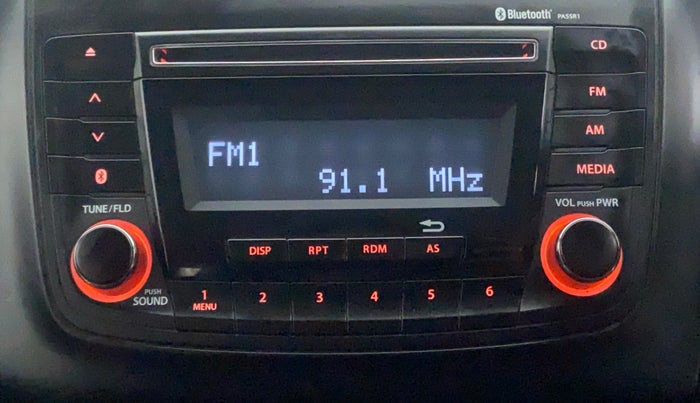 2019 Maruti Swift VXI, Petrol, Manual, 19,656 km, Infotainment System