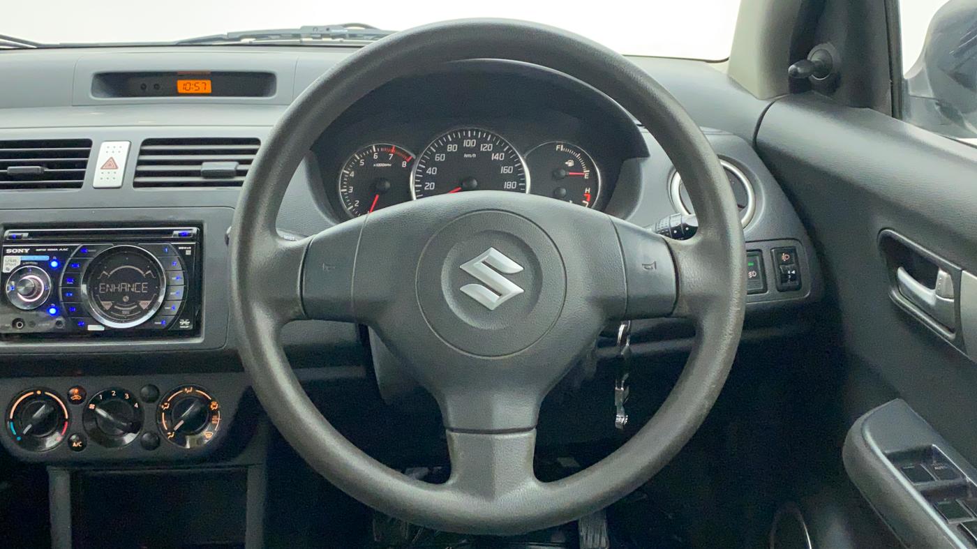 2010 Maruti Swift VXI D, Petrol, Manual, 49,115 km, Steering Wheel Close Up