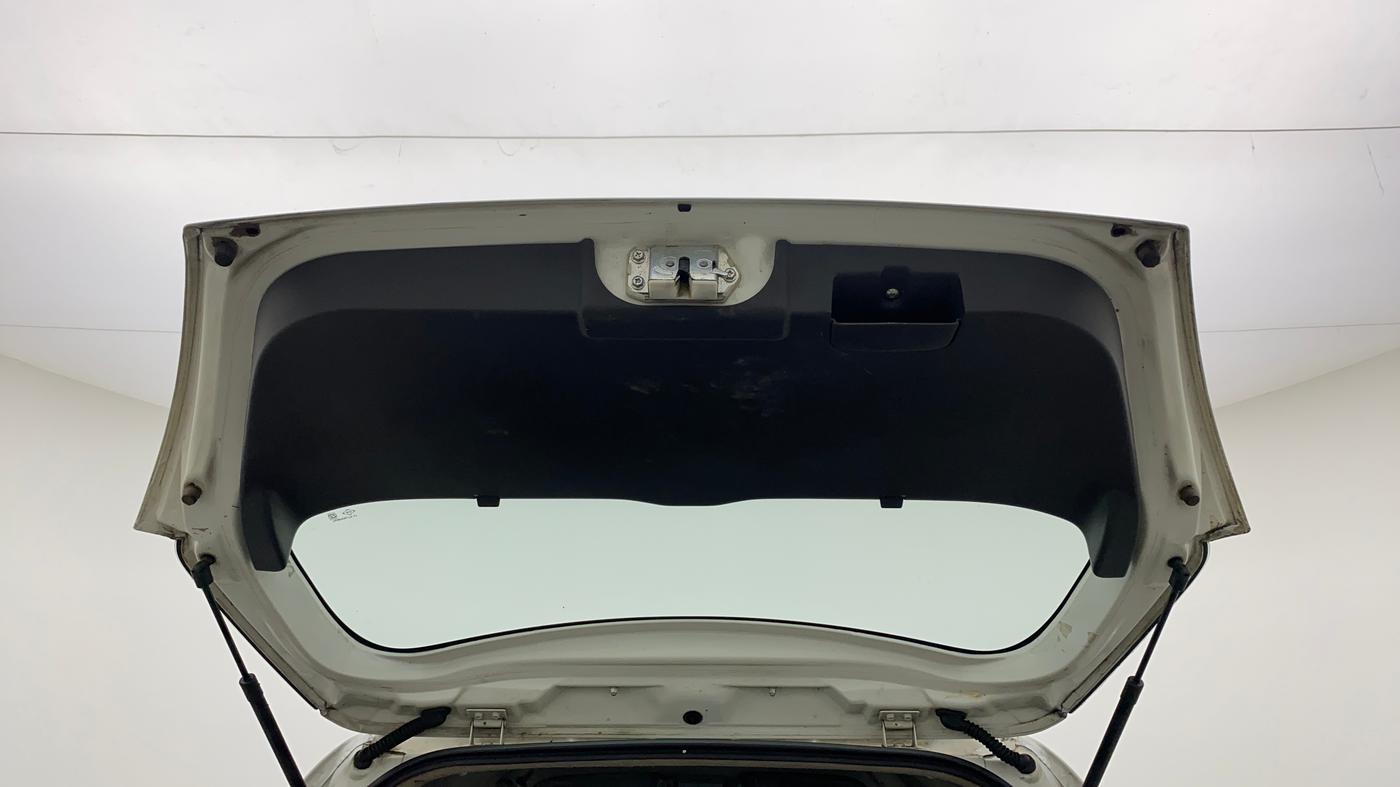2010 Maruti Swift VXI D, Petrol, Manual, 49,115 km, Boot Door Open
