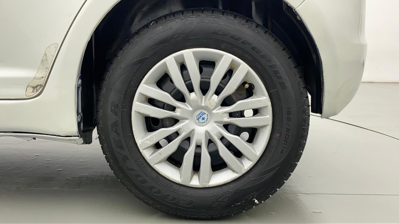 2010 Maruti Swift VXI D, Petrol, Manual, 49,115 km, Left Rear Wheel