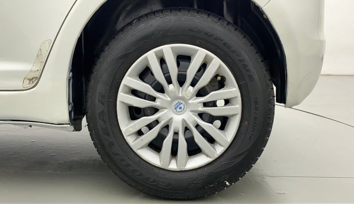 2010 Maruti Swift VXI D, Petrol, Manual, 49,115 km, Left Rear Wheel