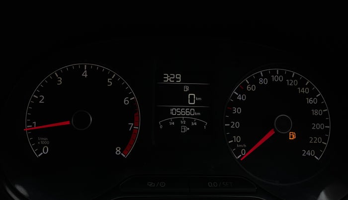 2015 Volkswagen Polo HIGHLINE1.2L, Petrol, Manual, 1,05,657 km, Odometer Image