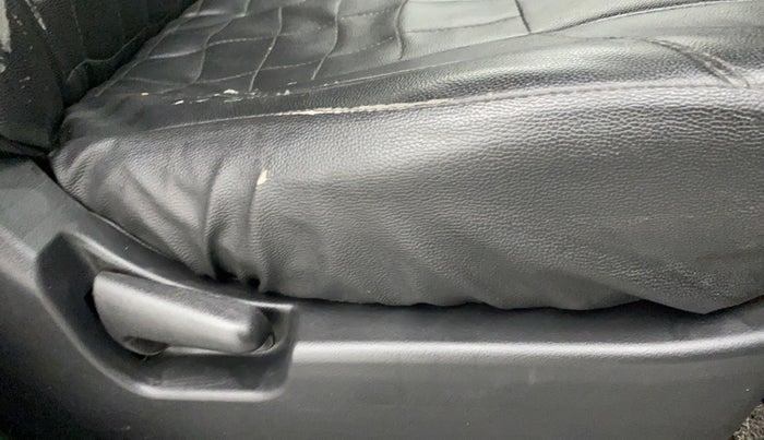 2018 Maruti Wagon R 1.0 LXI CNG, CNG, Manual, 78,642 km, Driver Side Adjustment Panel