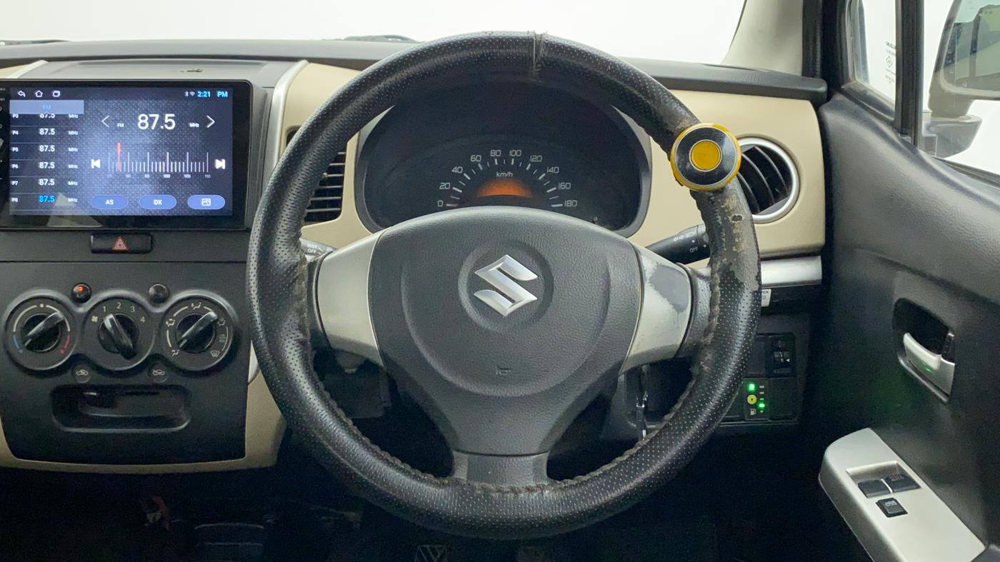 2018 Maruti Wagon R 1.0 LXI CNG, CNG, Manual, 78,642 km, Steering Wheel Close Up
