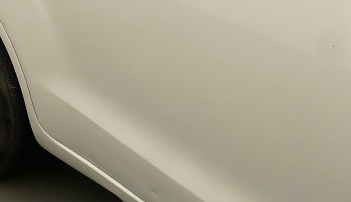 2013 Maruti Ertiga VXI, Petrol, Manual, 49,057 km, Right rear door - Minor scratches
