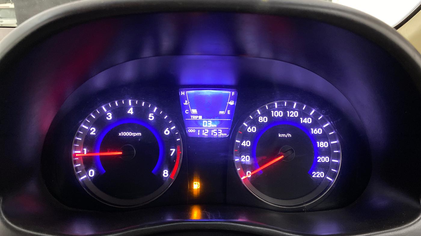 2016 Hyundai Verna 1.6 VTVT SX, CNG, Manual, 1,12,153 km, Odometer Image