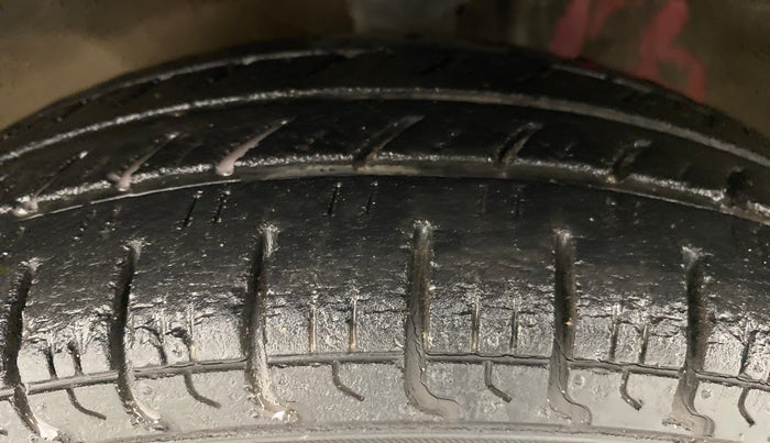 2012 Maruti Alto LXI, Petrol, Manual, 22,145 km, Left Front Tyre Tread