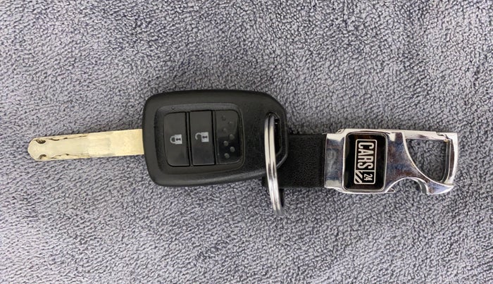 2019 Honda Amaze 1.2L I-VTEC S, Petrol, Manual, 12,256 km, Key Close Up
