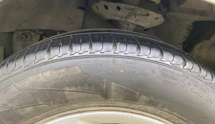 2015 Honda Mobilio 1.5L I-VTEC S, Petrol, Manual, 47,274 km, Left Front Tyre Tread