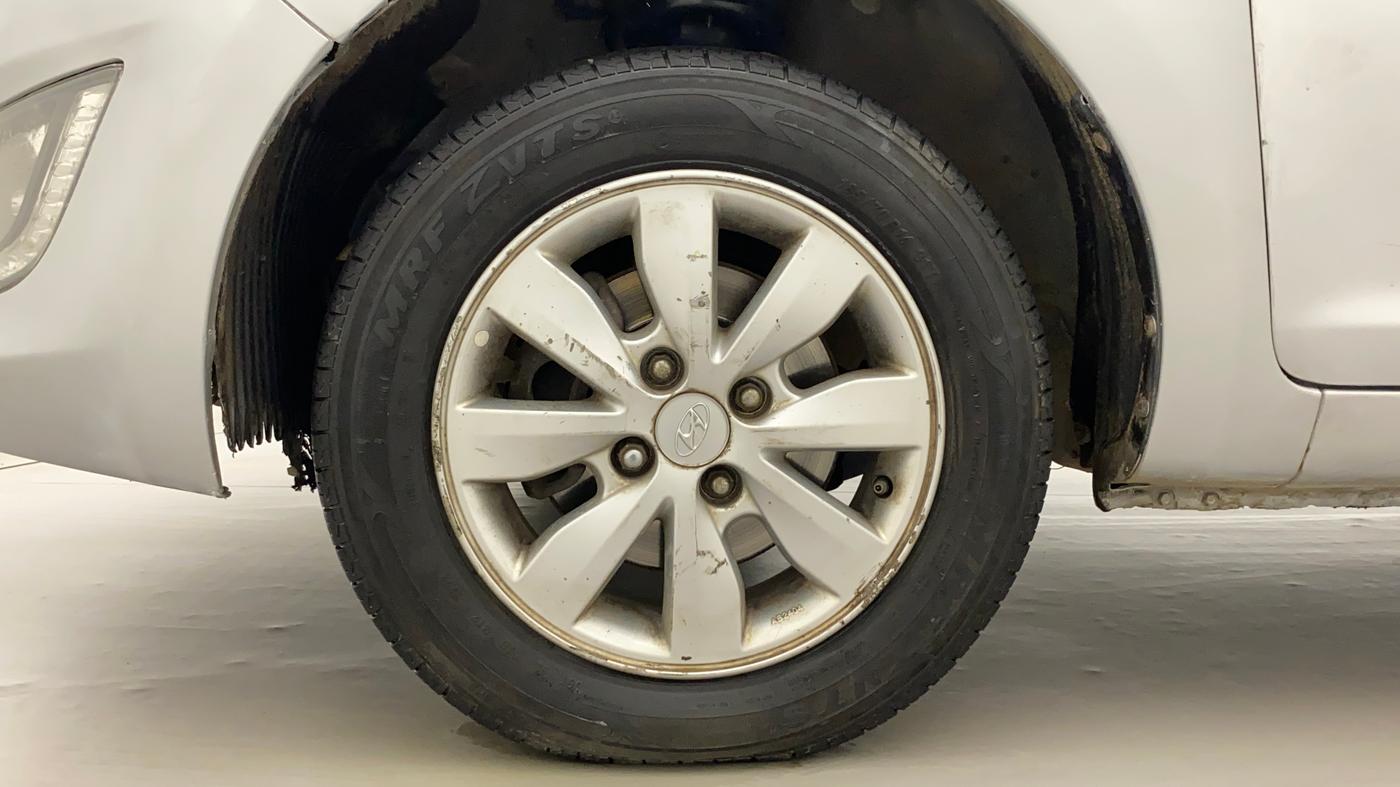 2014 Hyundai i20 SPORTZ 1.2, CNG, Manual, 84,147 km, Left Front Wheel