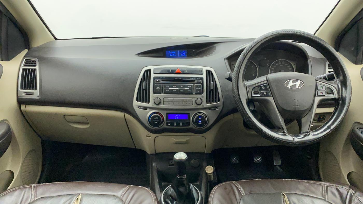 2014 Hyundai i20 SPORTZ 1.2, CNG, Manual, 84,147 km, Dashboard