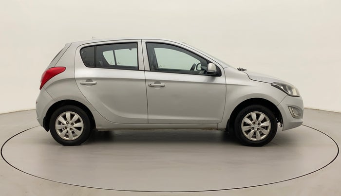 2014 Hyundai i20 SPORTZ 1.2, CNG, Manual, 84,147 km, Right Side View