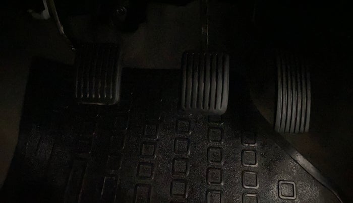 2015 Hyundai i10 MAGNA 1.1, Petrol, Manual, 36,590 km, Pedals