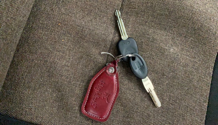 2015 Hyundai i10 MAGNA 1.1, Petrol, Manual, 36,590 km, Key Close Up