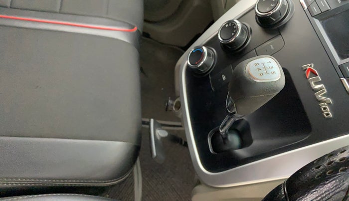 2016 Mahindra Kuv100 K8 6 STR, Petrol, Manual, 38,570 km, Gear Lever