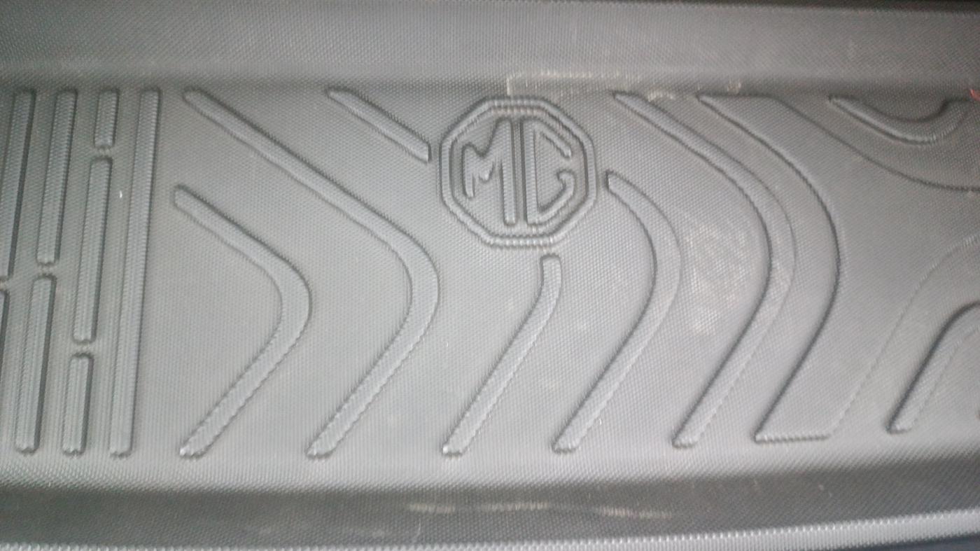 2022 MG HECTOR SHARP EX 1.5 PETROL CVT, Petrol, Automatic, 24,123 km, Boot Inside