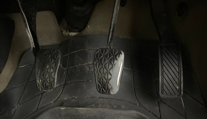 2017 Ford Figo Aspire TITANIUM 1.2 PETROL, Petrol, Manual, 98,248 km, Pedals