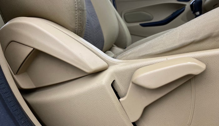 2017 Ford Figo Aspire TITANIUM 1.2 PETROL, Petrol, Manual, 98,248 km, Driver Side Adjustment Panel