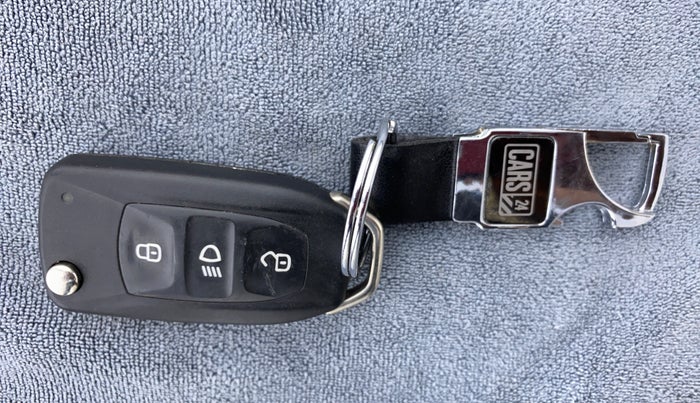 2021 Tata Tiago XTA 1.2 PETROL, Petrol, Automatic, 7,300 km, Key Close Up