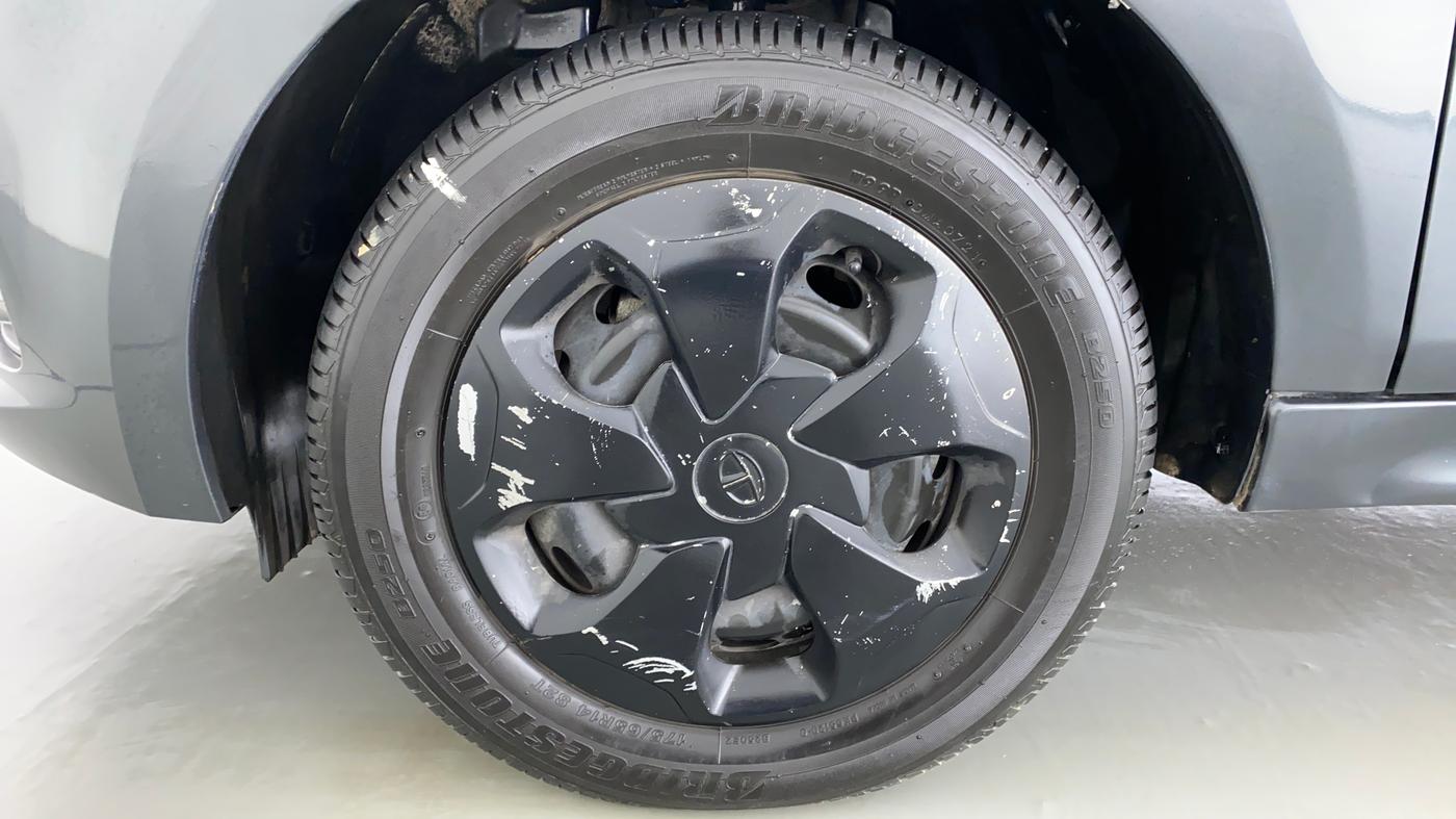 2021 Tata Tiago XTA 1.2 PETROL, Petrol, Automatic, 7,300 km, Left Front Wheel