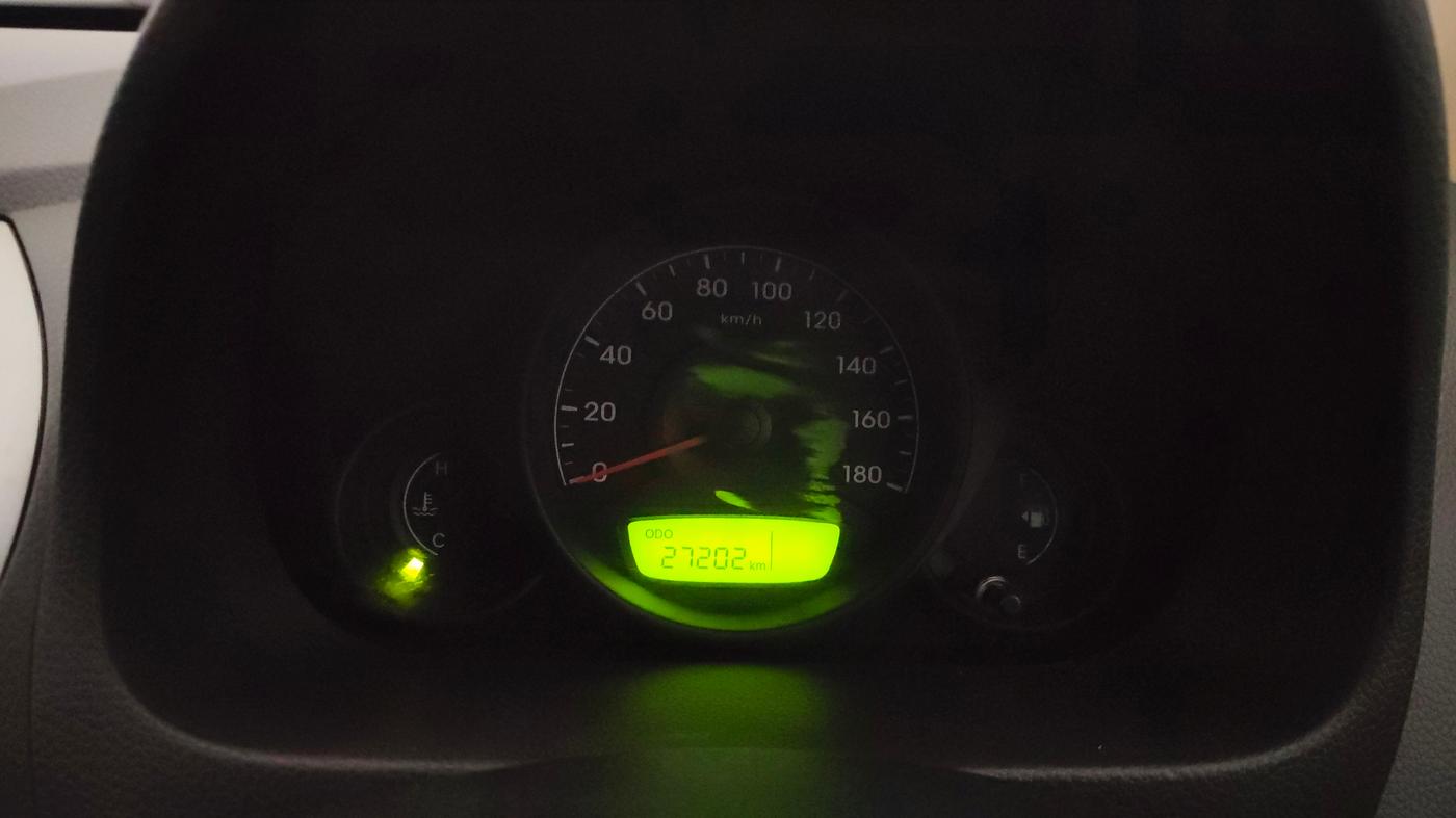2017 Hyundai Eon ERA +, Petrol, Manual, 27,178 km, Odometer Image