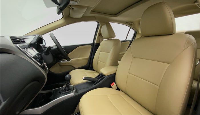 2016 Honda City VX MT PETROL, Petrol, Manual, 48,435 km, Right Side Front Door Cabin