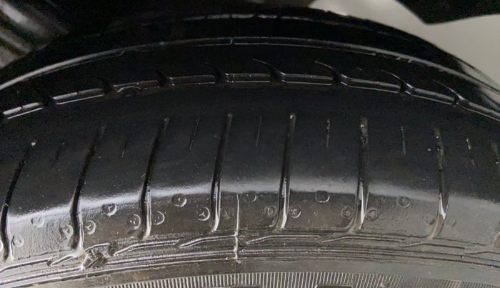 2016 Honda City VX MT PETROL, Petrol, Manual, 48,435 km, Left Rear Tyre Tread