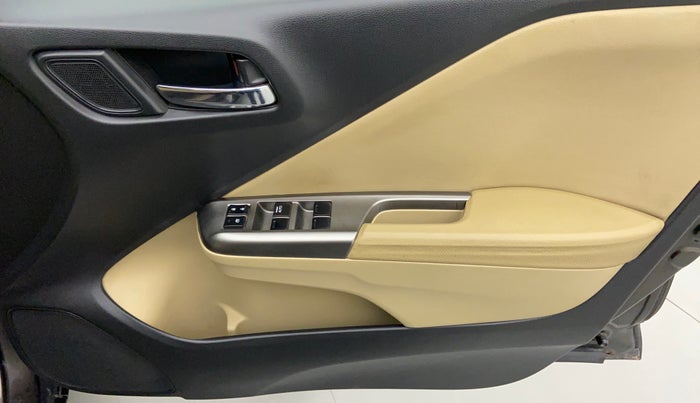 2016 Honda City VX MT PETROL, Petrol, Manual, 48,435 km, Driver Side Door Panels Control