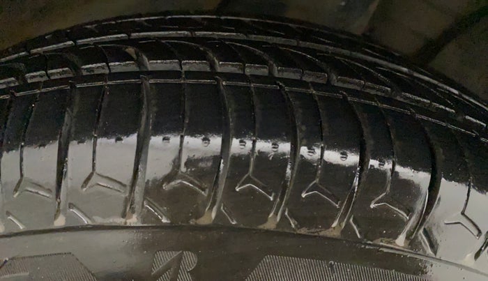 2018 Datsun Go Plus T, Petrol, Manual, 31,316 km, Right Rear Tyre Tread