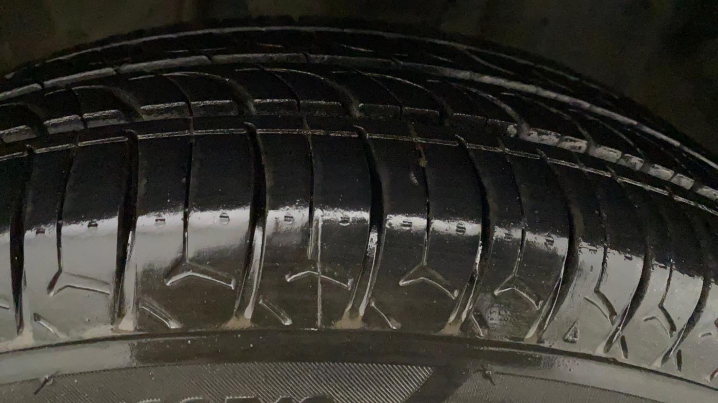 2018 Datsun Go Plus T, Petrol, Manual, 31,316 km, Right Front Tyre Tread