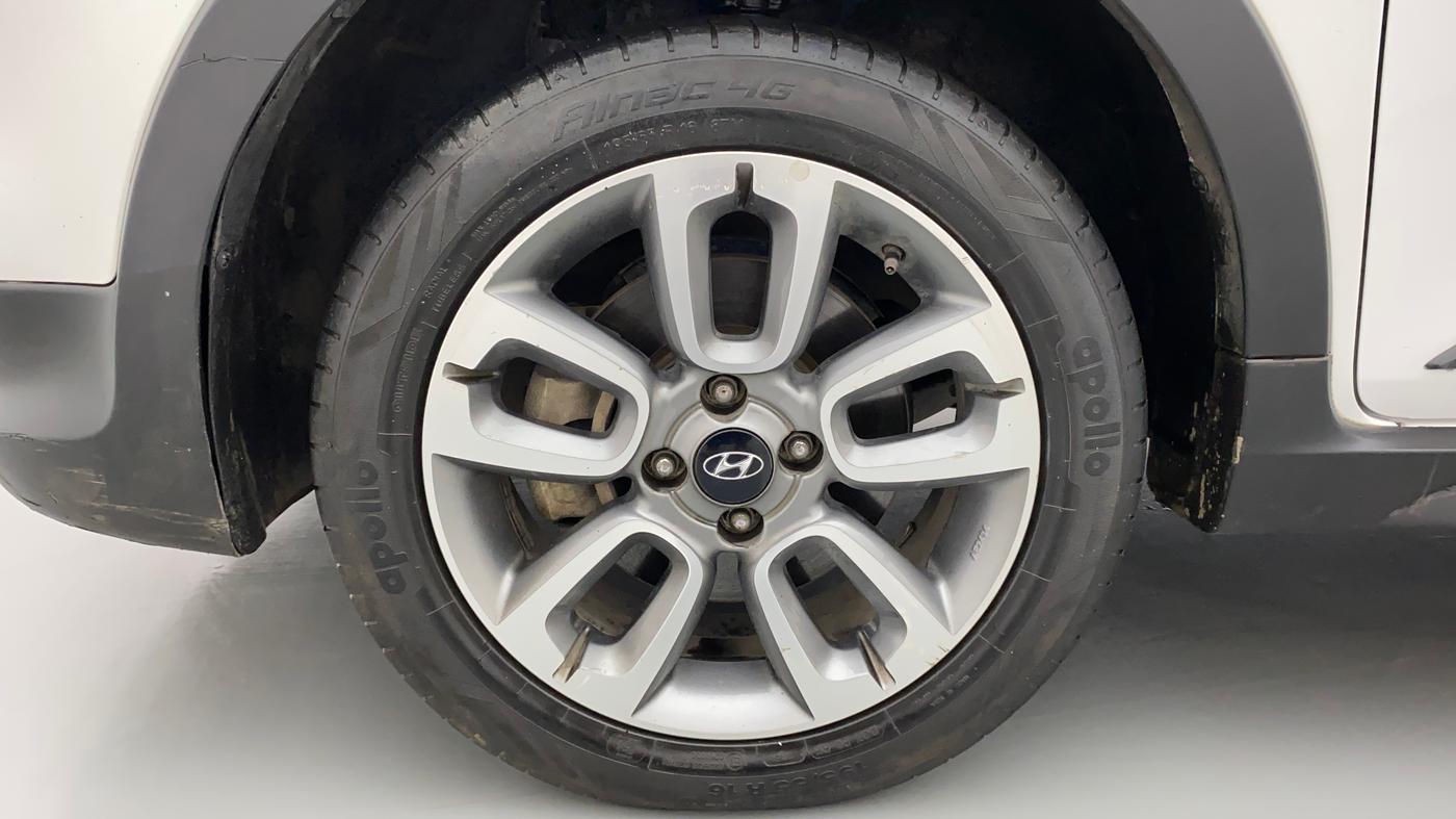 2016 Hyundai i20 Active 1.2 SX, Petrol, Manual, 53,780 km, Left Front Wheel
