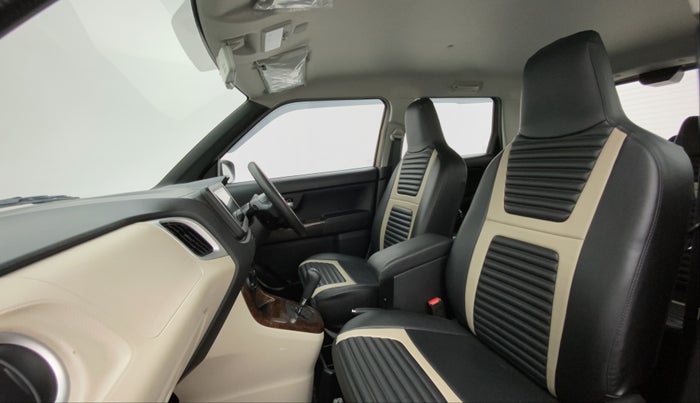2021 Maruti New Wagon-R ZXI 1.2 AMT, Petrol, Automatic, 6,796 km, Right Side Front Door Cabin