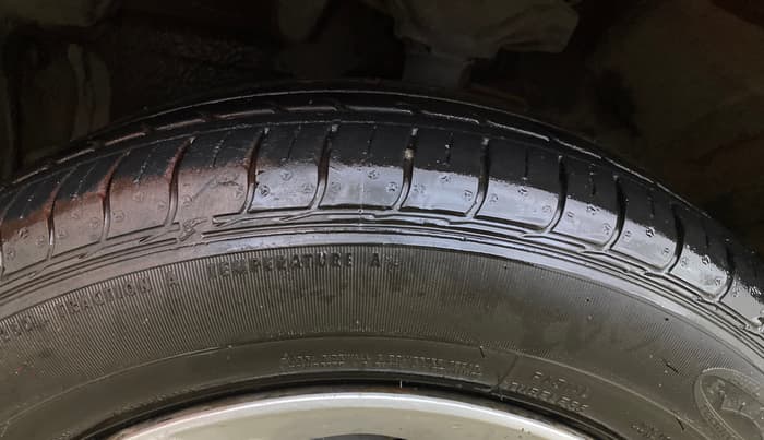 2014 Maruti Celerio VXI AMT, Petrol, Automatic, 42,879 km, Left Front Tyre Tread