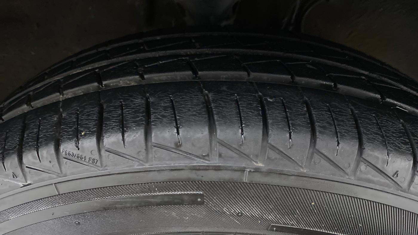 2020 Maruti Alto LXI, Petrol, Manual, 10,277 km, Right Front Tyre Tread