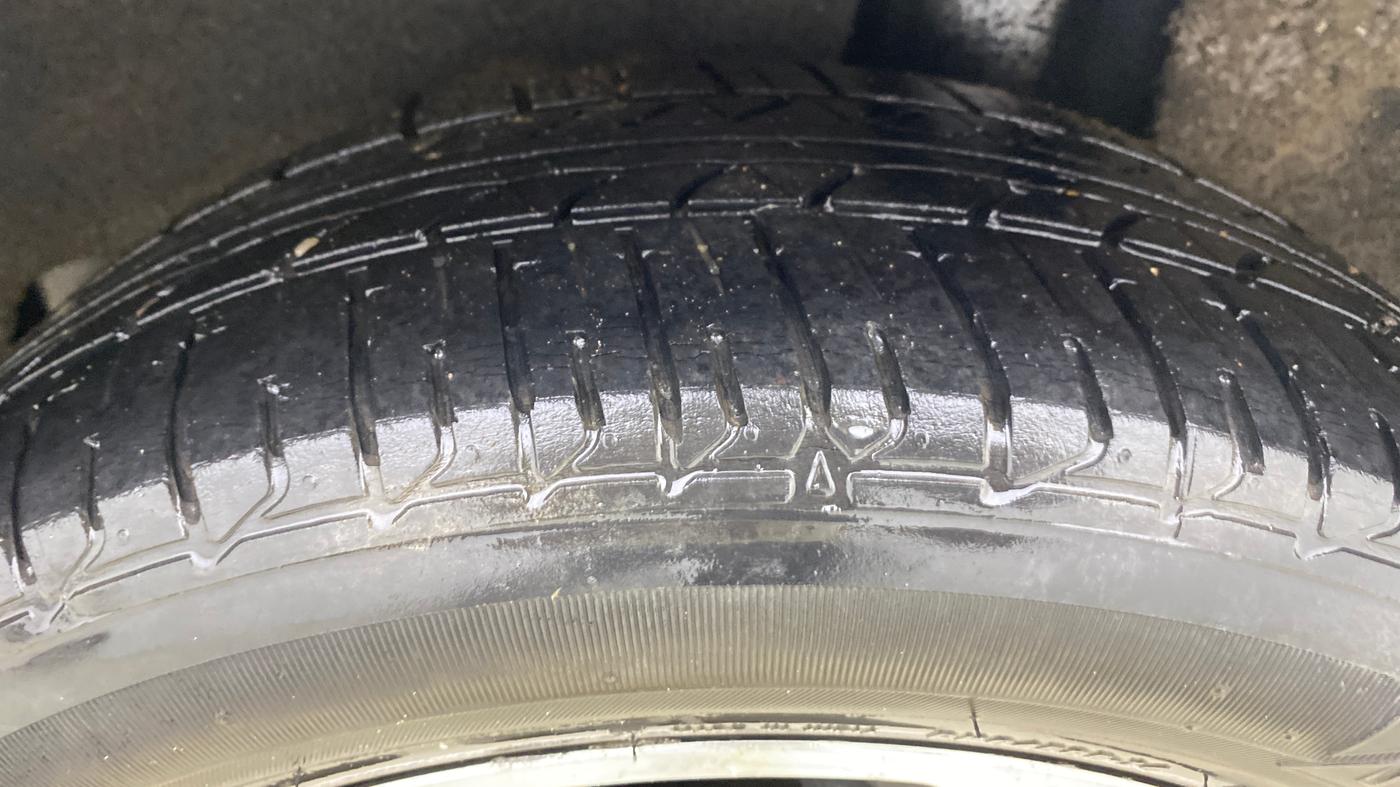 2019 Maruti Baleno ZETA PETROL 1.2, Petrol, Manual, 98,517 km, Left Rear Tyre Tread