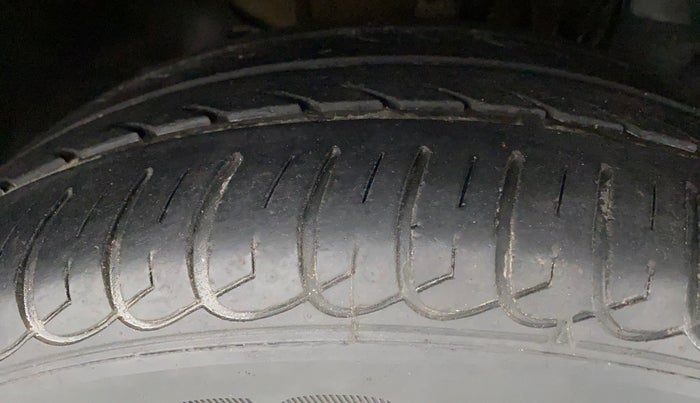 2017 Tata TIGOR Revotron XT, Petrol, Manual, 37,767 km, Right Front Tyre Tread