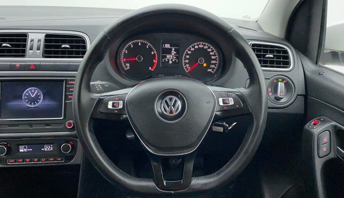 2019 Volkswagen Polo HIGHLINE PLUS 1.0, Petrol, Manual, 33,721 km, Steering Wheel Close Up