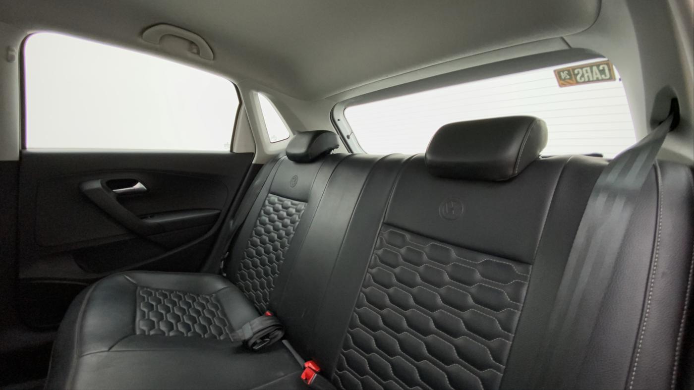 2019 Volkswagen Polo HIGHLINE PLUS 1.0, Petrol, Manual, 33,721 km, Right Side Rear Door Cabin