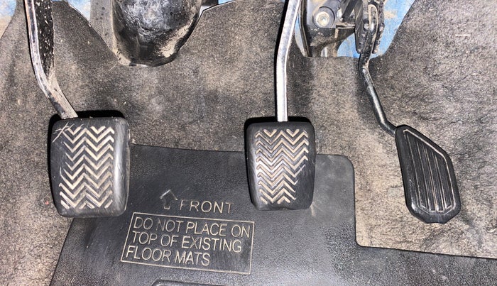 2012 Toyota Etios Liva GD, Diesel, Manual, 1,02,426 km, Pedals