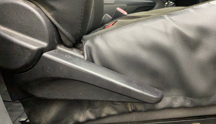 2012 Toyota Etios Liva GD, Diesel, Manual, 1,02,426 km, Driver Side Adjustment Panel