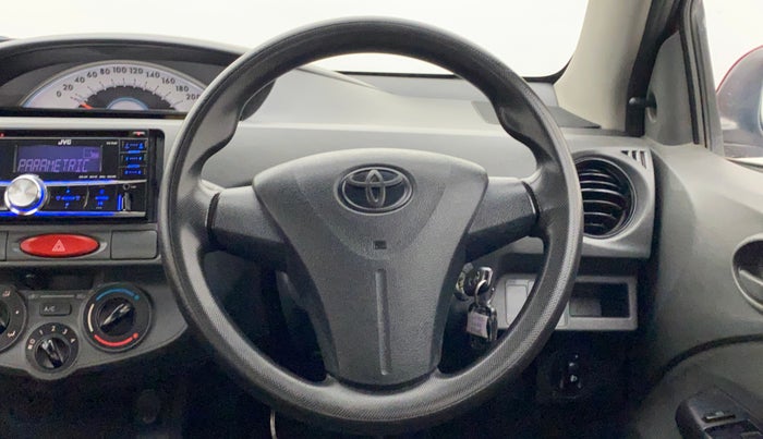 2012 Toyota Etios Liva GD, Diesel, Manual, 1,02,426 km, Steering Wheel Close Up