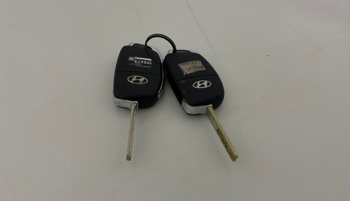 2013 Hyundai Verna FLUIDIC 1.6 VTVT SX, Petrol, Manual, 13,534 km, Key Close Up