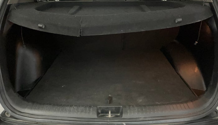 2018 Hyundai Creta SX AT 1.6 PETROL, Petrol, Automatic, 68,181 km, Boot Inside