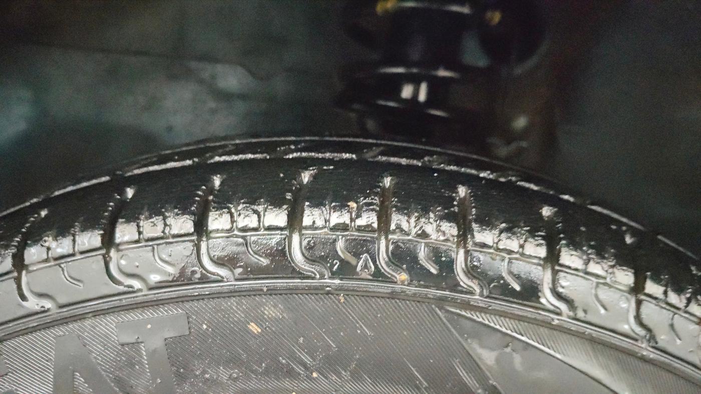 2018 Maruti Alto 800 VXI O, Petrol, Manual, 77,579 km, Left Front Tyre Tread