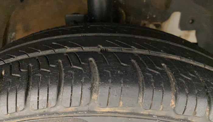 2017 Tata Bolt XM QUADRAJET, Diesel, Manual, 1,05,437 km, Right Front Tyre Tread