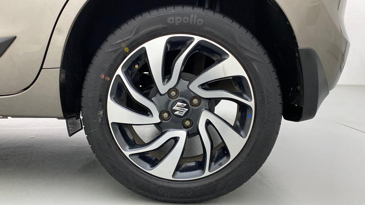 2020 Maruti Baleno ZETA 1.2 K12, Petrol, Manual, 24,204 km, Left Rear Wheel