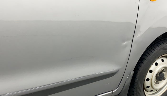 2013 Maruti Wagon R 1.0 LXI CNG, CNG, Manual, 89,673 km, Driver-side door - Slightly dented