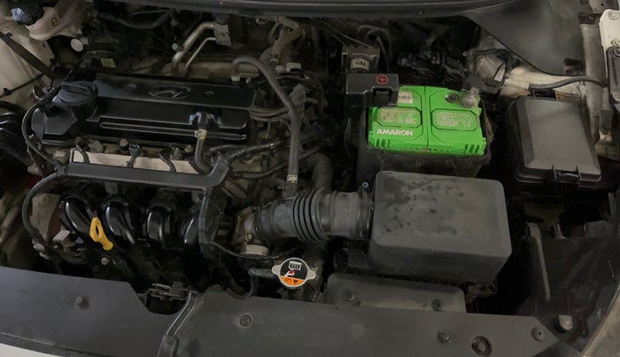 2017 Hyundai Elite i20 ASTA 1.2, Petrol, Manual, 64,512 km, Engine View - Left