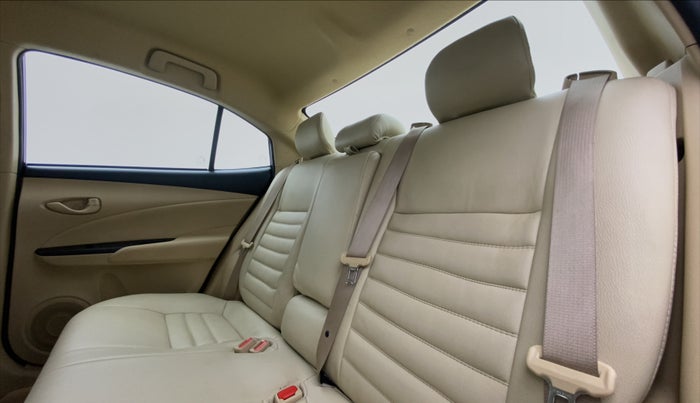 2020 Toyota YARIS J CVT, Petrol, Automatic, 23,634 km, Right Side Rear Door Cabin