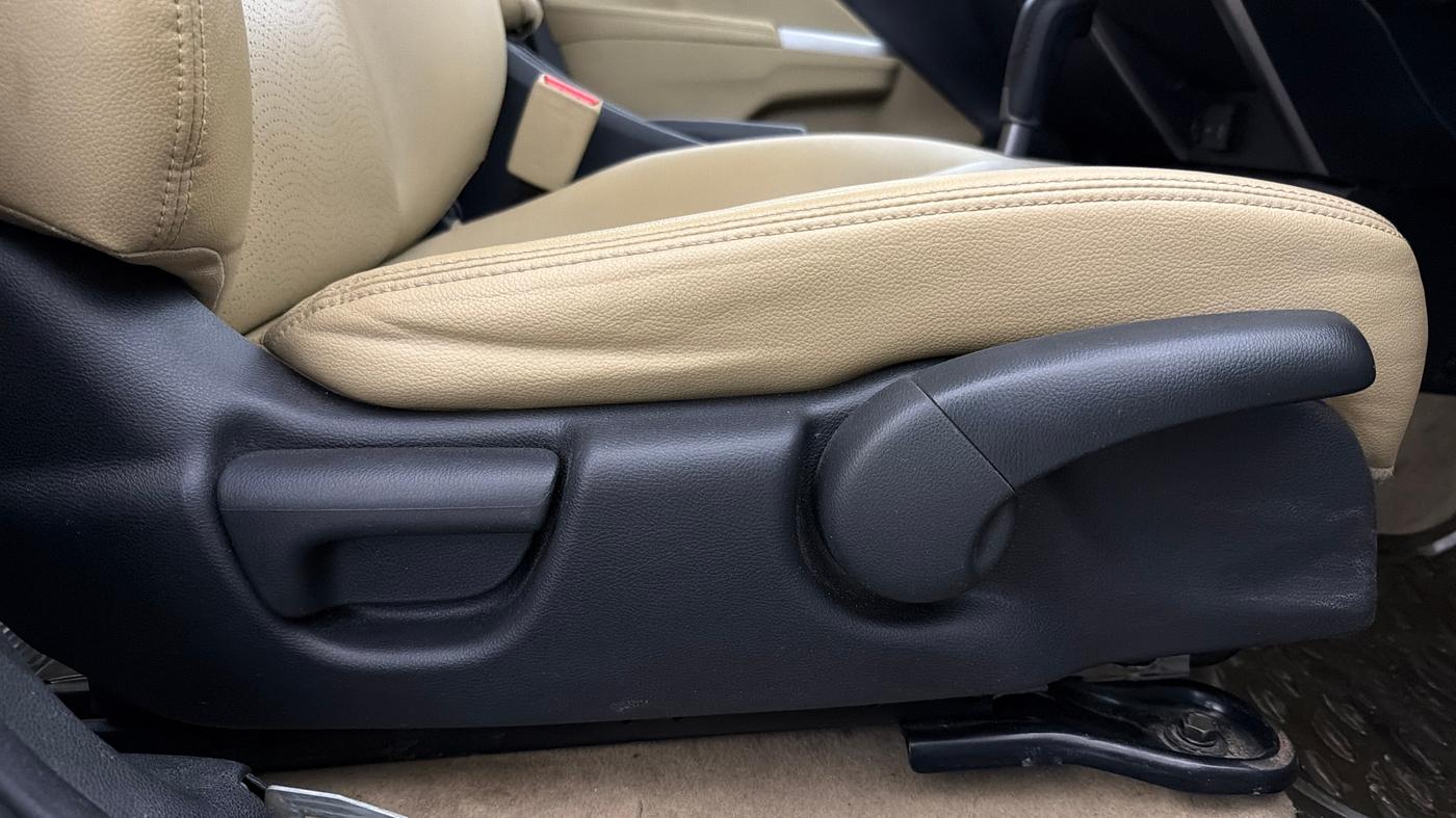2015 Honda City 1.5L I-VTEC VX CVT, Petrol, Automatic, 58,886 km, Driver Side Adjustment Panel